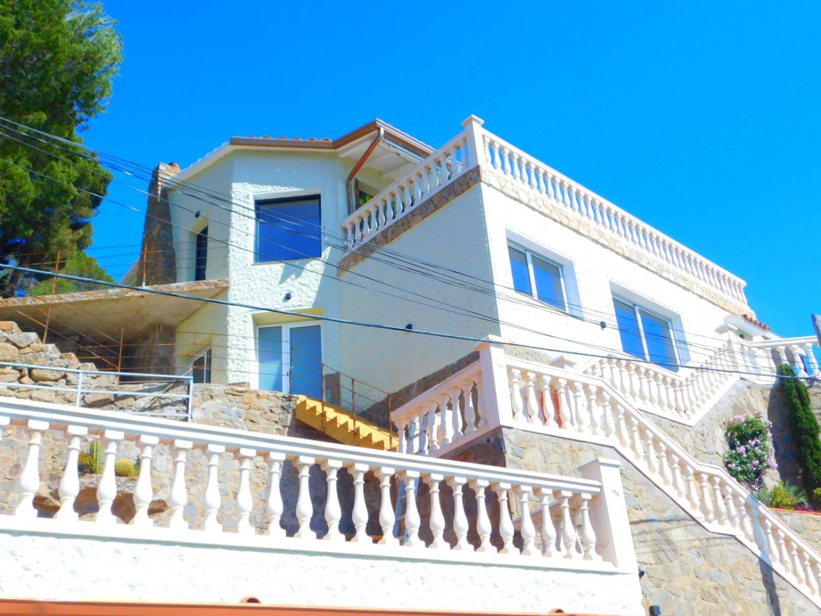 Gmid Immo A228 Casa Unica Villa Roses Exterior photo